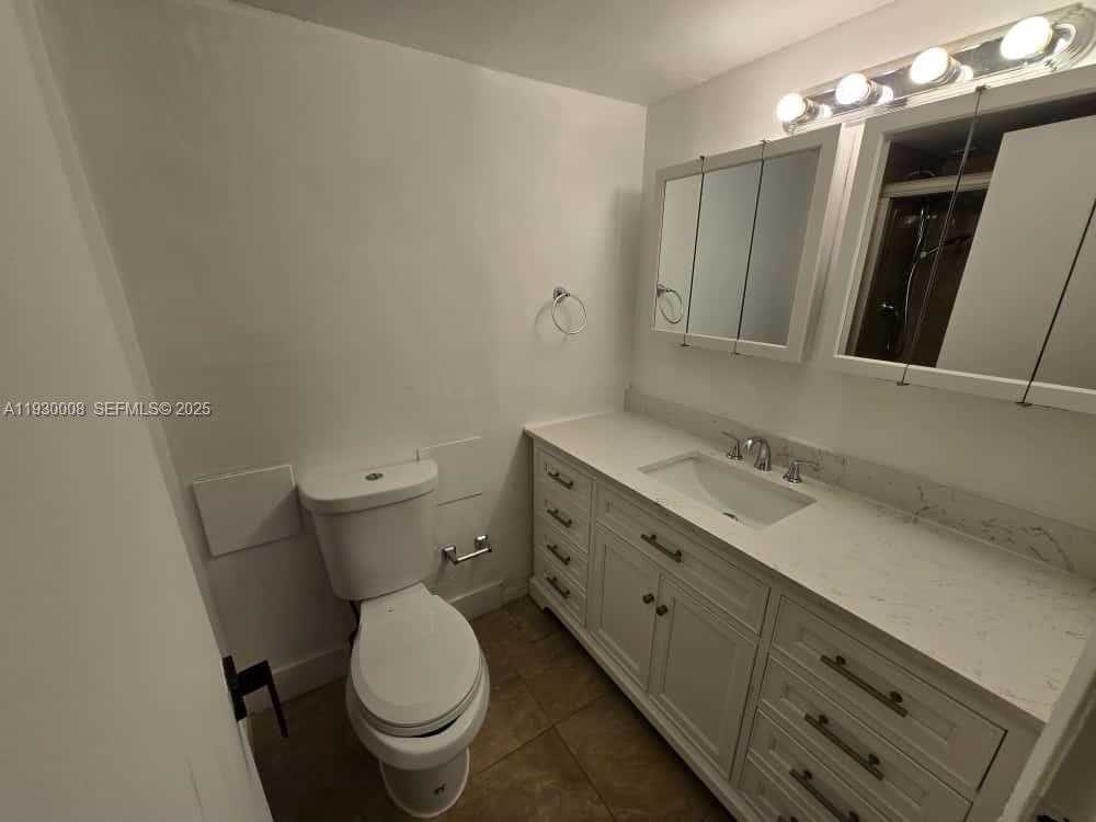 Small Image of 18061 BISCAYNE BLVD #1201, Aventura Number 6