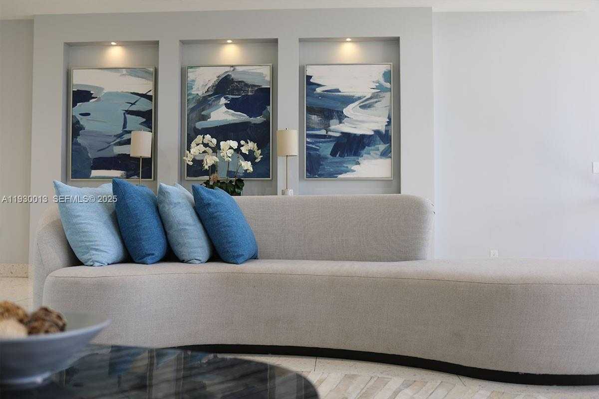 Small Image of 20301 WEST COUNTRY CLUB DR #1630, Aventura Number 5