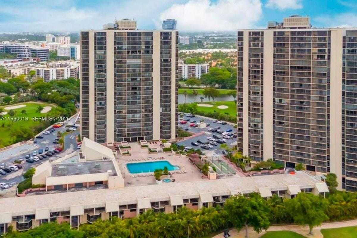 Small Image of 20301 WEST COUNTRY CLUB DR #1630, Aventura Number 6
