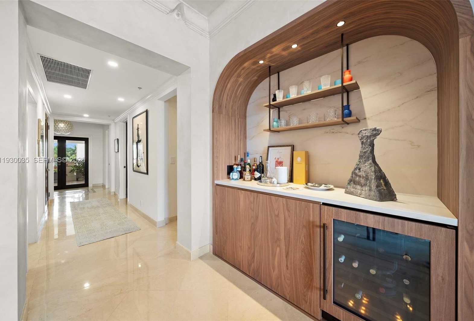 Small Image of 2245 FISHER ISLAND DR #3405, Miami Beach Number 10