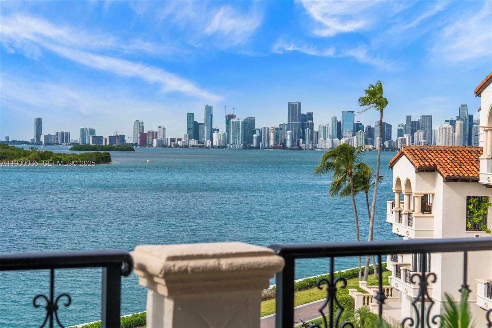 Small Image of 2245 FISHER ISLAND DR #3405, Miami Beach Number 17