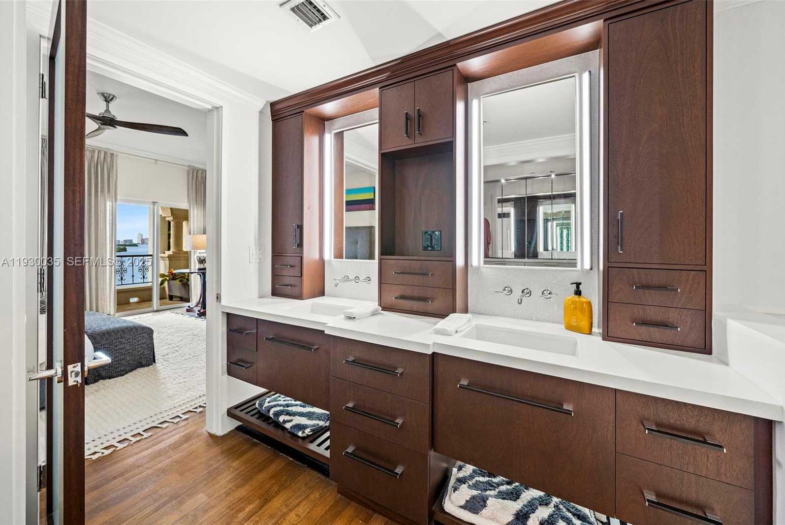 Small Image of 2245 FISHER ISLAND DR #3405, Miami Beach Number 27