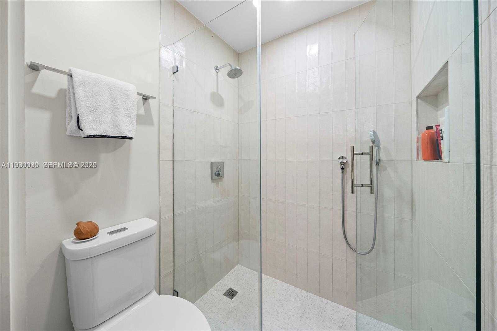 Small Image of 2245 FISHER ISLAND DR #3405, Miami Beach Number 38