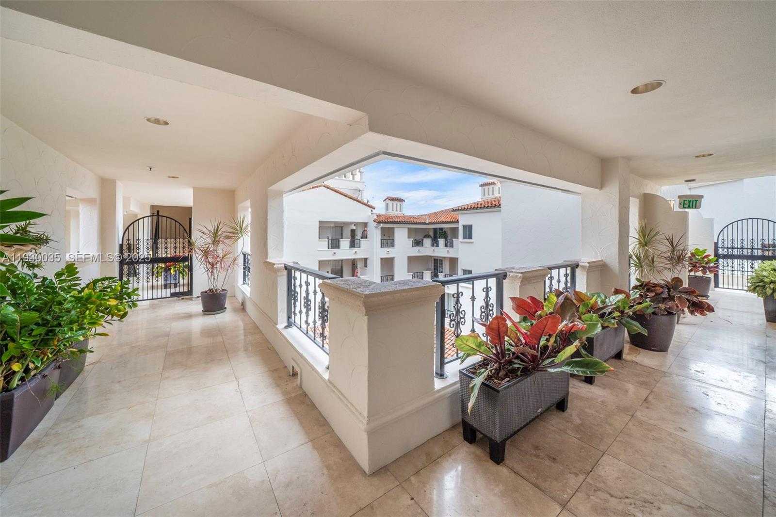 Small Image of 2245 FISHER ISLAND DR #3405, Miami Beach Number 44