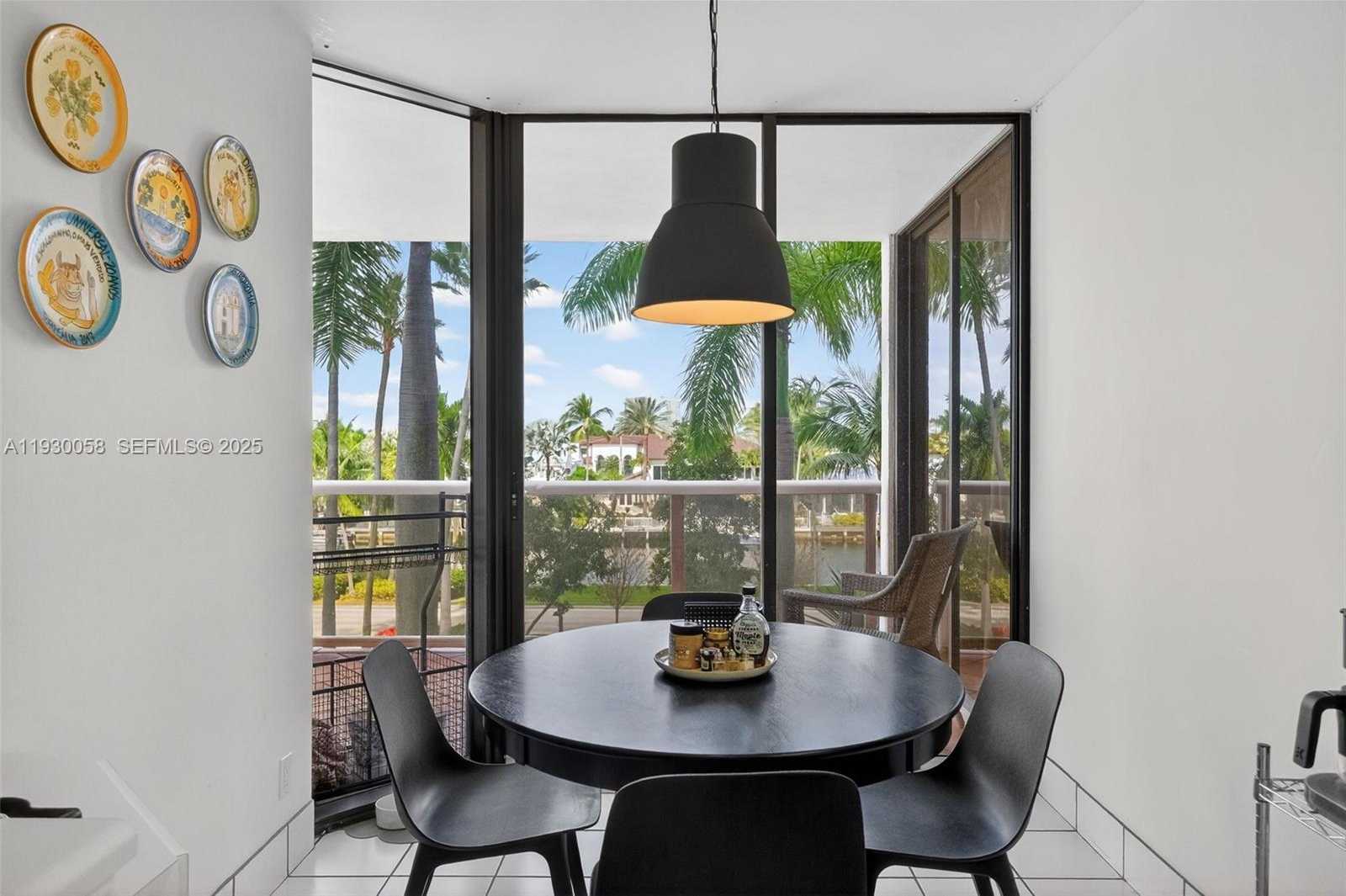 Small Image of 3598 YACHT CLUB DR #302, Aventura Number 27