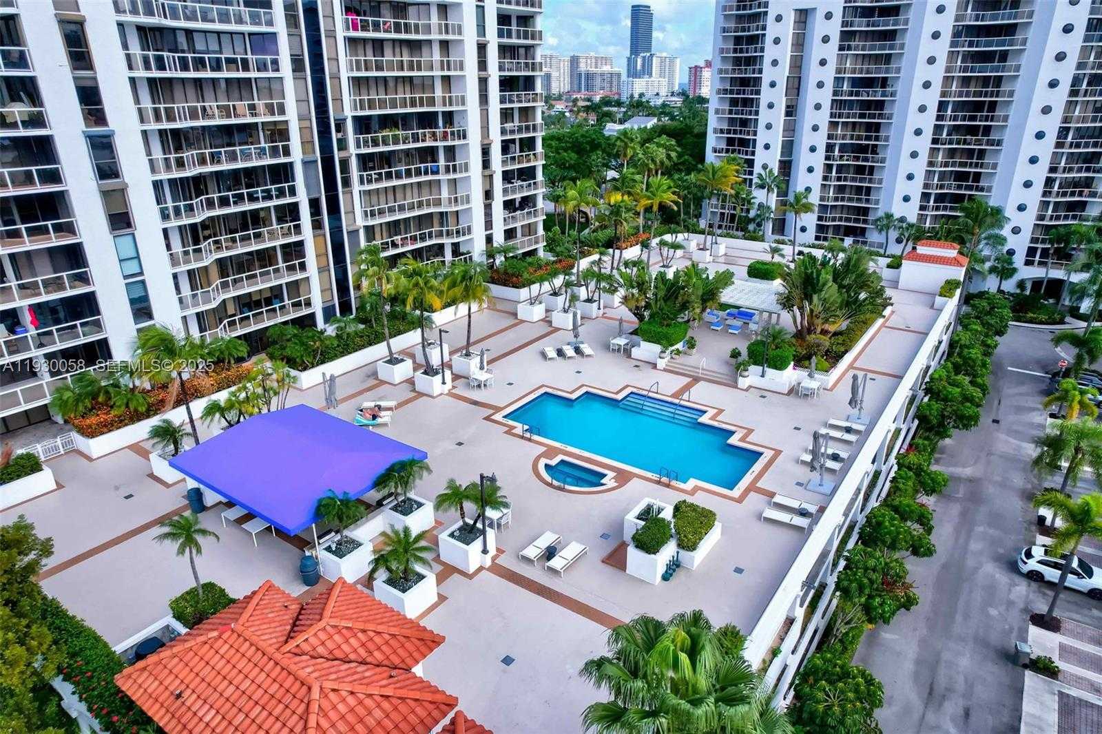 Small Image of 3598 YACHT CLUB DR #302, Aventura Number 39