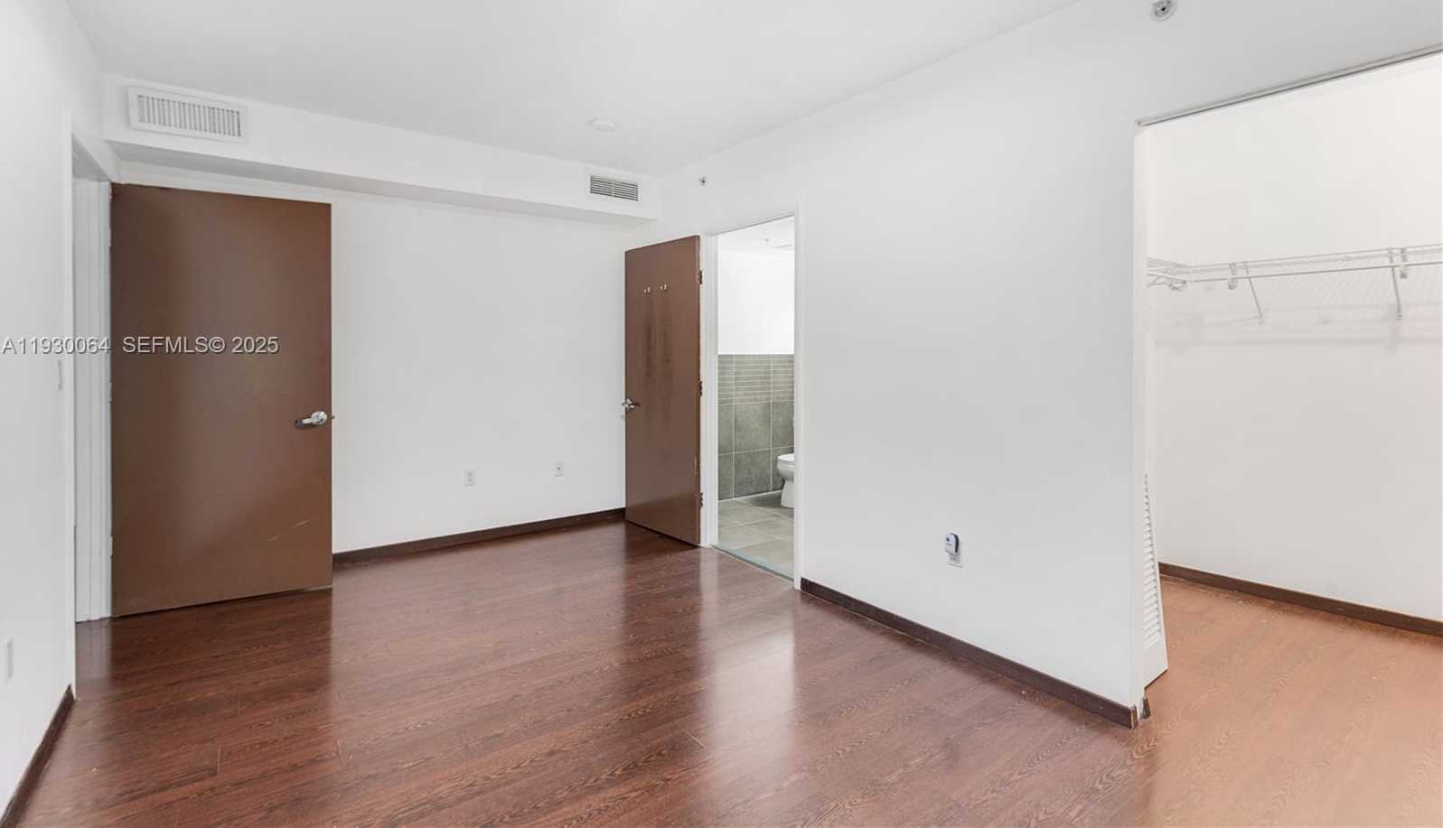 Small Image of 435 21ST ST #212, Miami Beach Number 13
