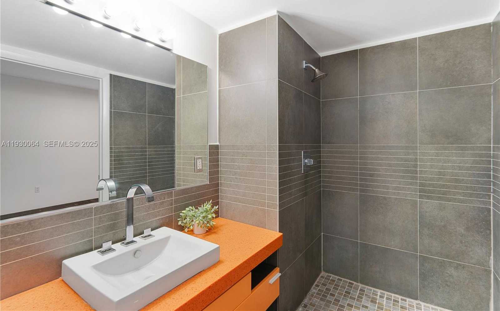 Small Image of 435 21ST ST #212, Miami Beach Number 14