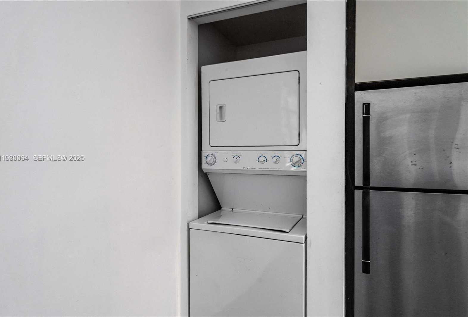 Small Image of 435 21ST ST #212, Miami Beach Number 9