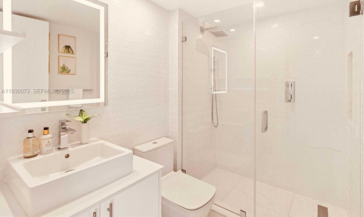 Imagen de Pequeño Objeto