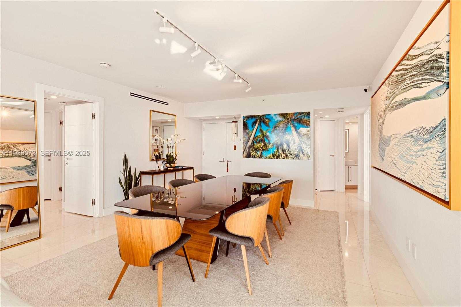 Imagen de Pequeño Objeto