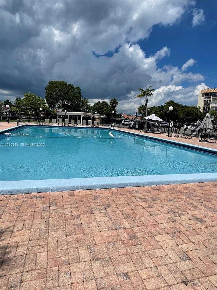 Small Image of 801 THREE ISLANDS BLVD #107, Hallandale Beach Number 1