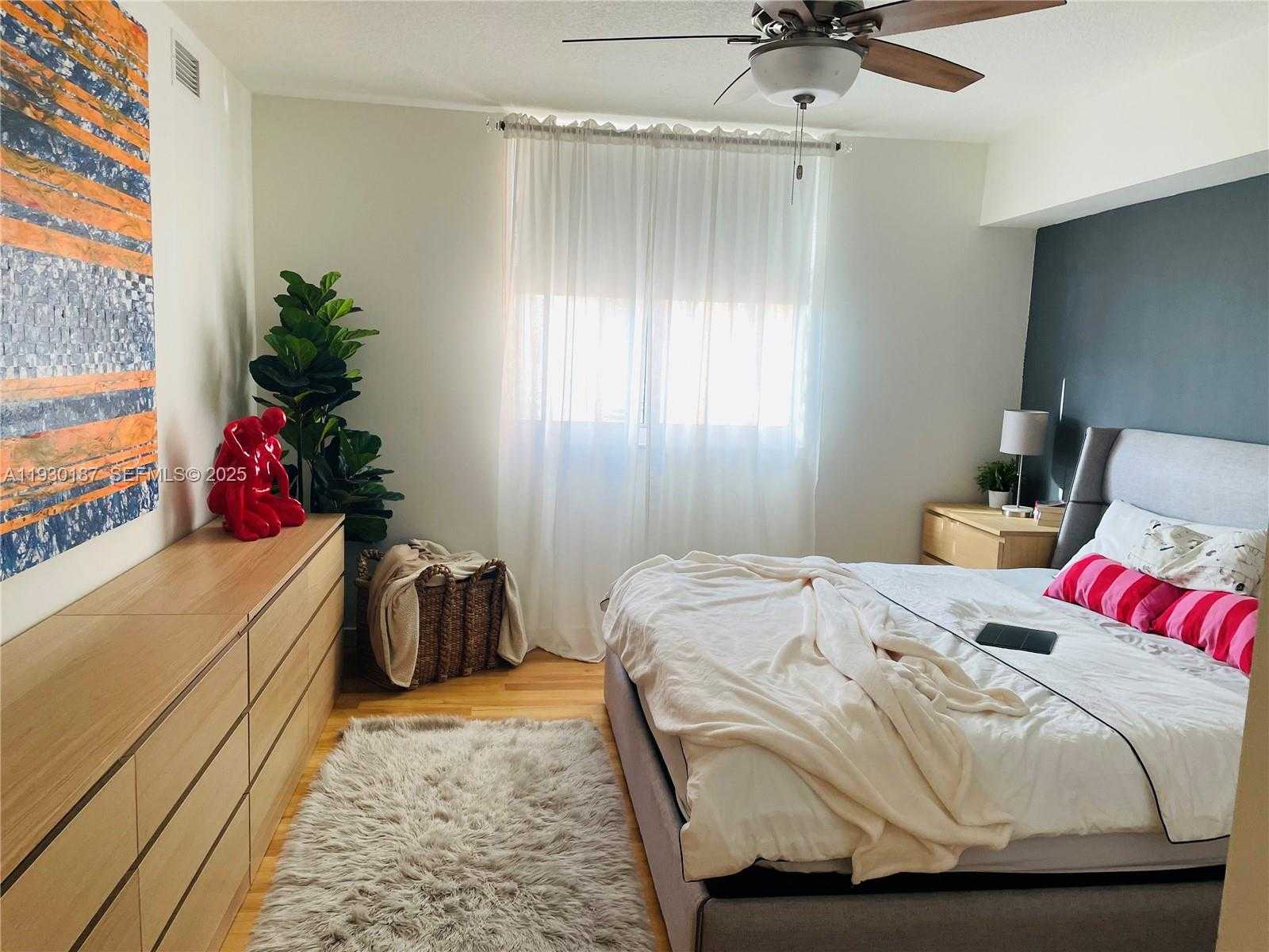 Small Image of 2775 NORTH EAST 187 ST #628, Aventura Number 17