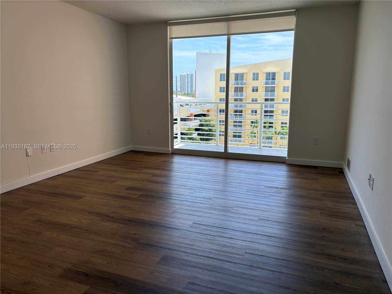 Small Image of 2775 NORTH EAST 187 ST #628, Aventura Number 7