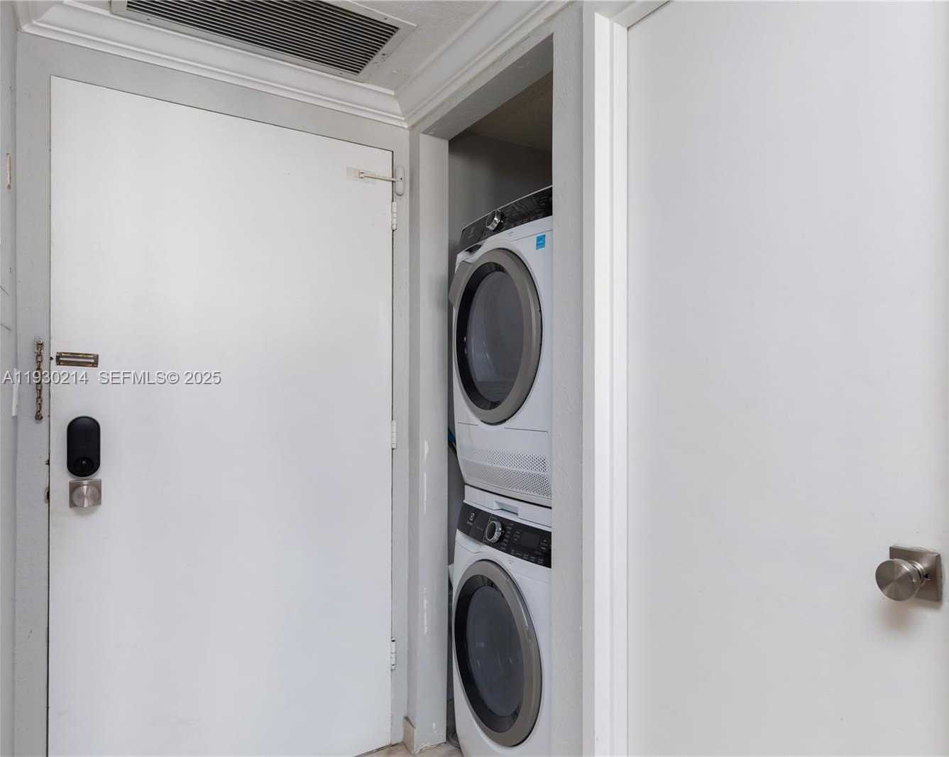 Imagen de Pequeño Objeto