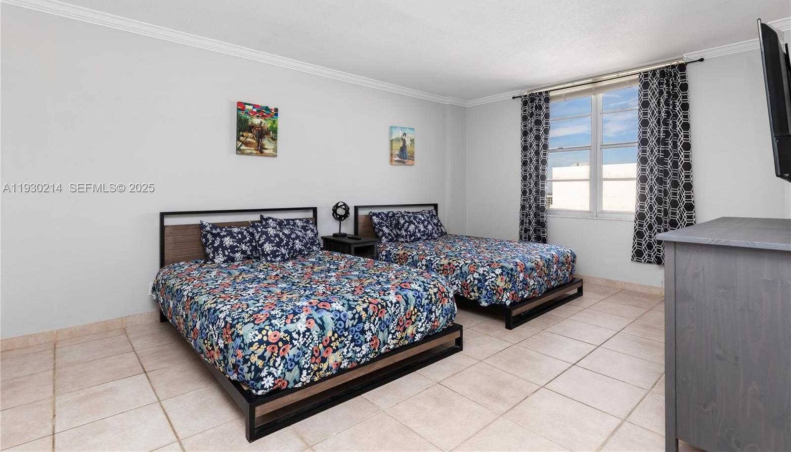 Imagen de Pequeño Objeto