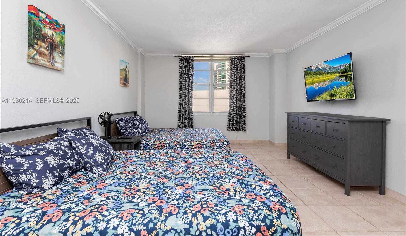 Imagen de Pequeño Objeto