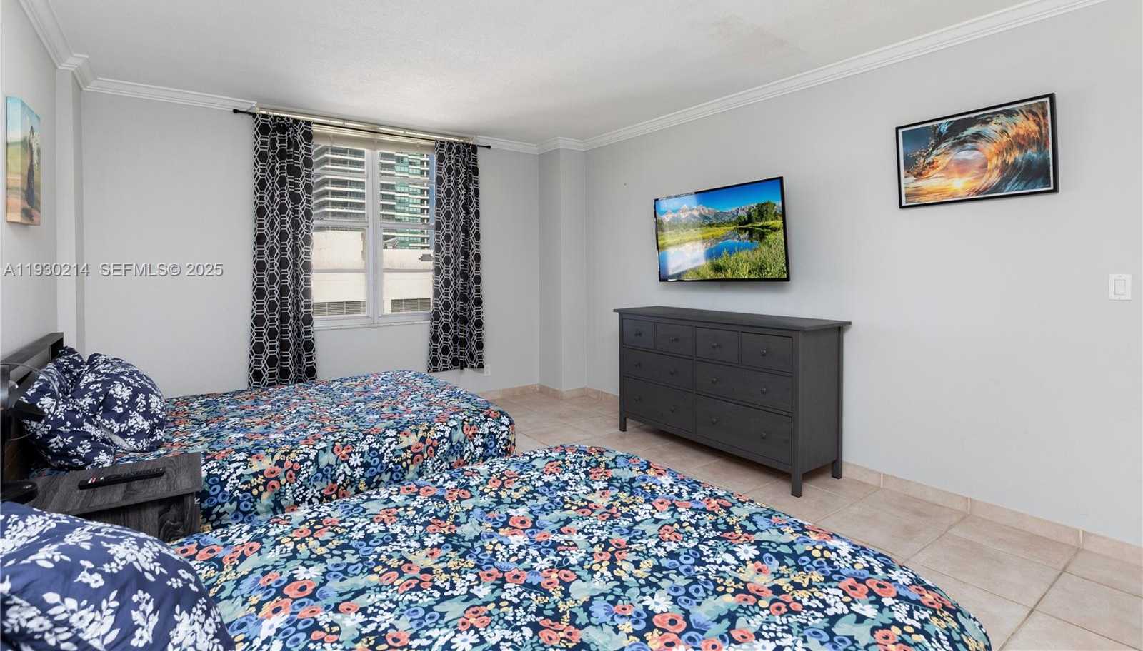 Imagen de Pequeño Objeto