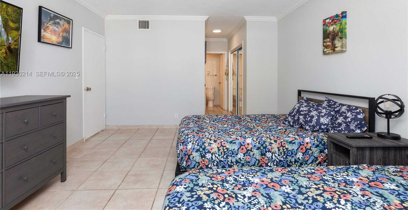 Imagen de Pequeño Objeto