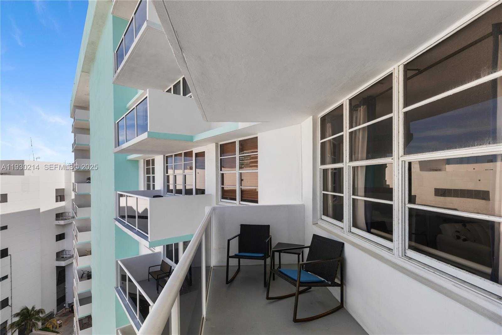 Imagen de Pequeño Objeto