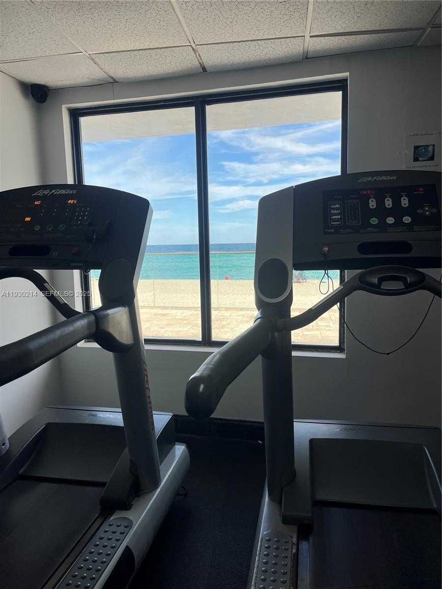 Imagen de Pequeño Objeto