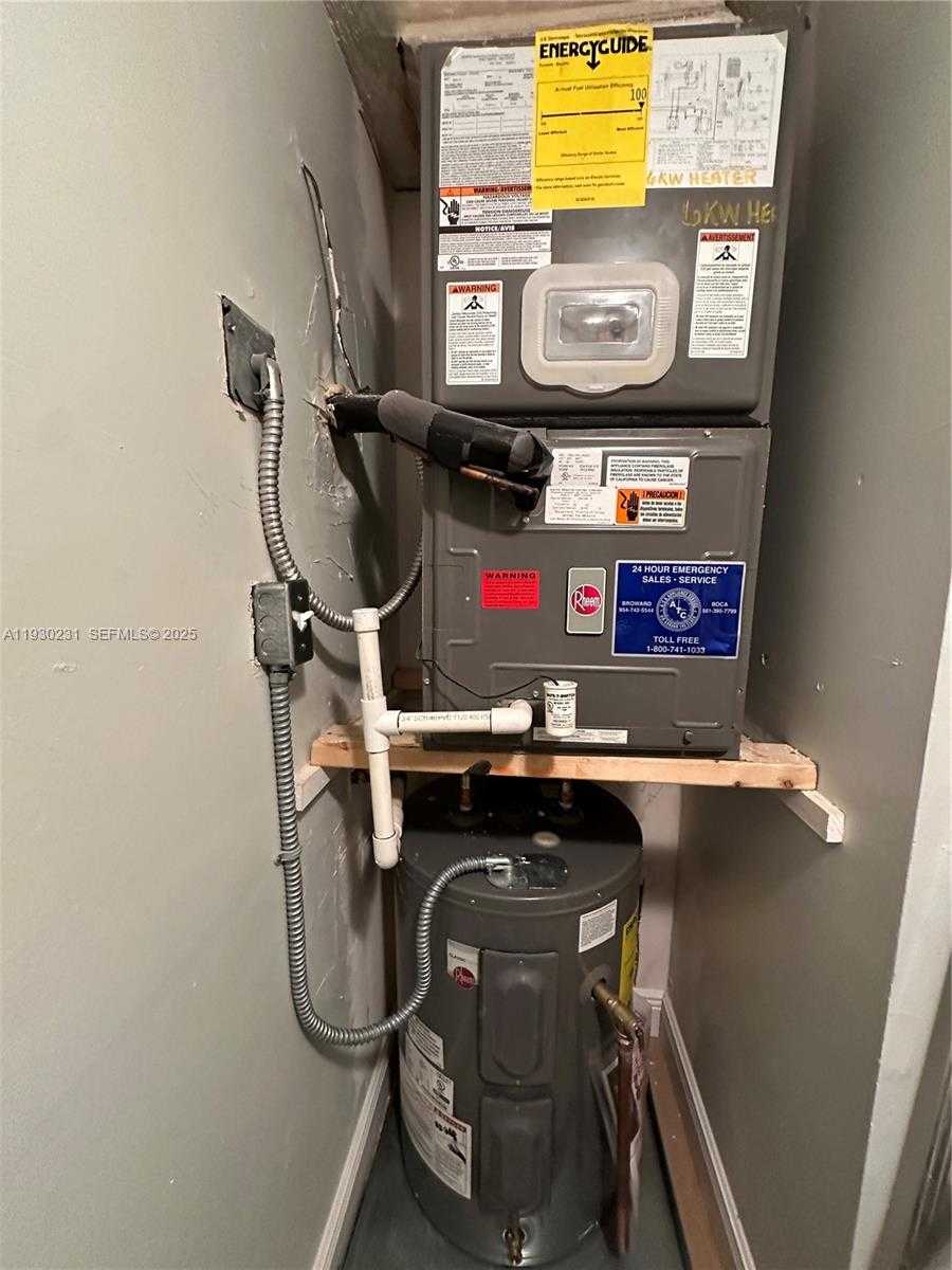 Small Image of 7 COLONIAL CLUB DR #302, Boynton Beach Number 24