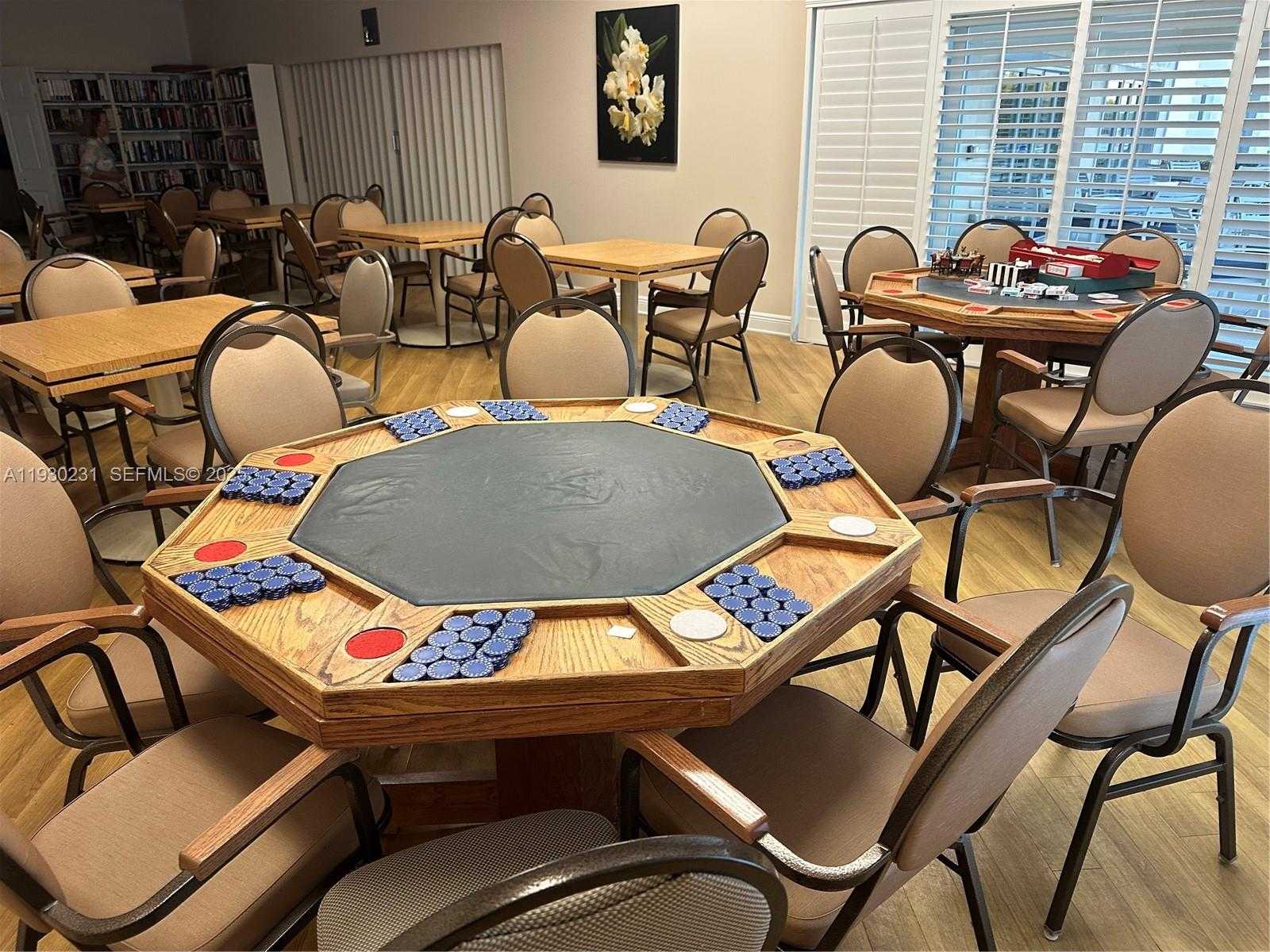 Small Image of 7 COLONIAL CLUB DR #302, Boynton Beach Number 34