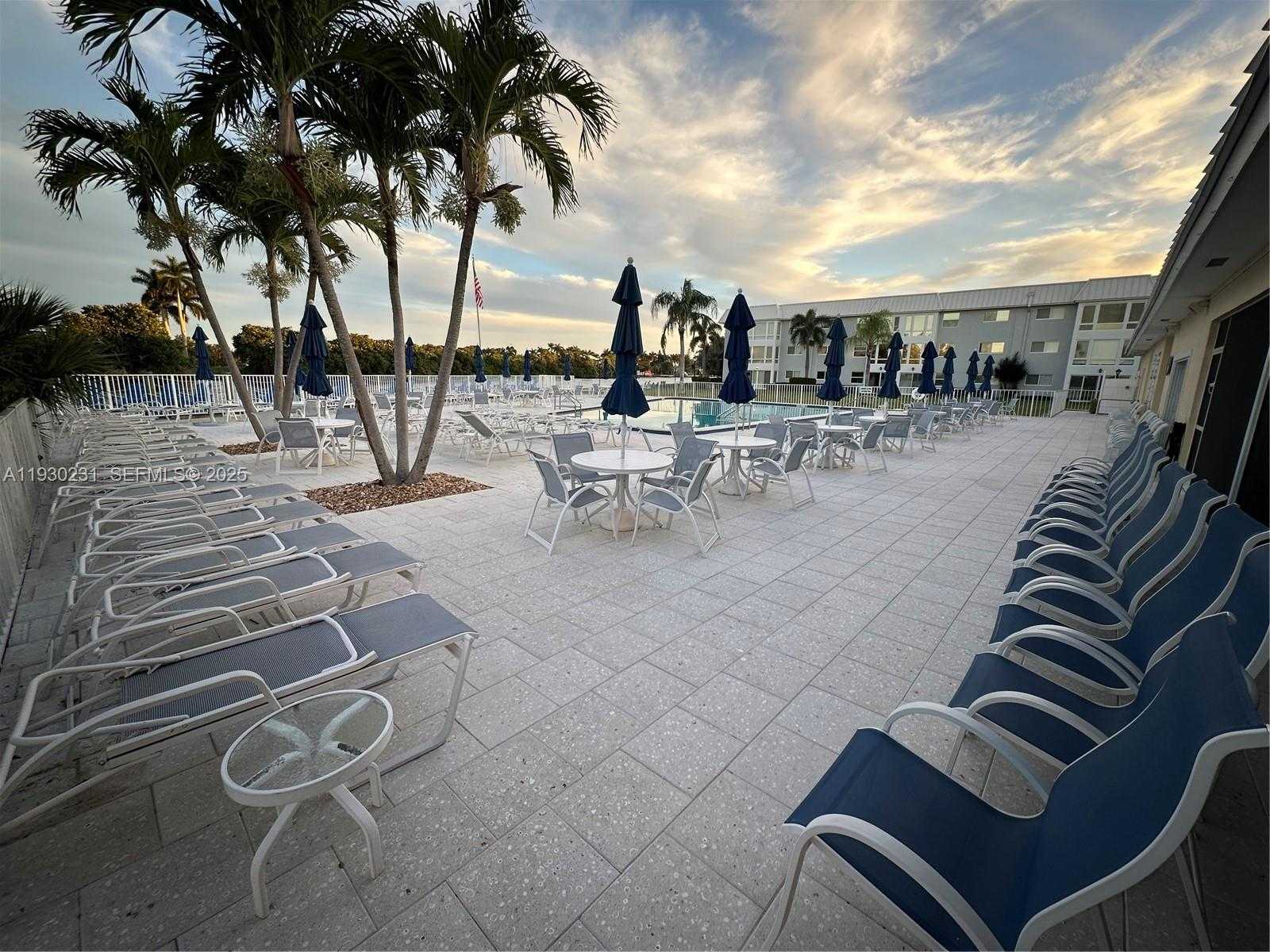 Small Image of 7 COLONIAL CLUB DR #302, Boynton Beach Number 41