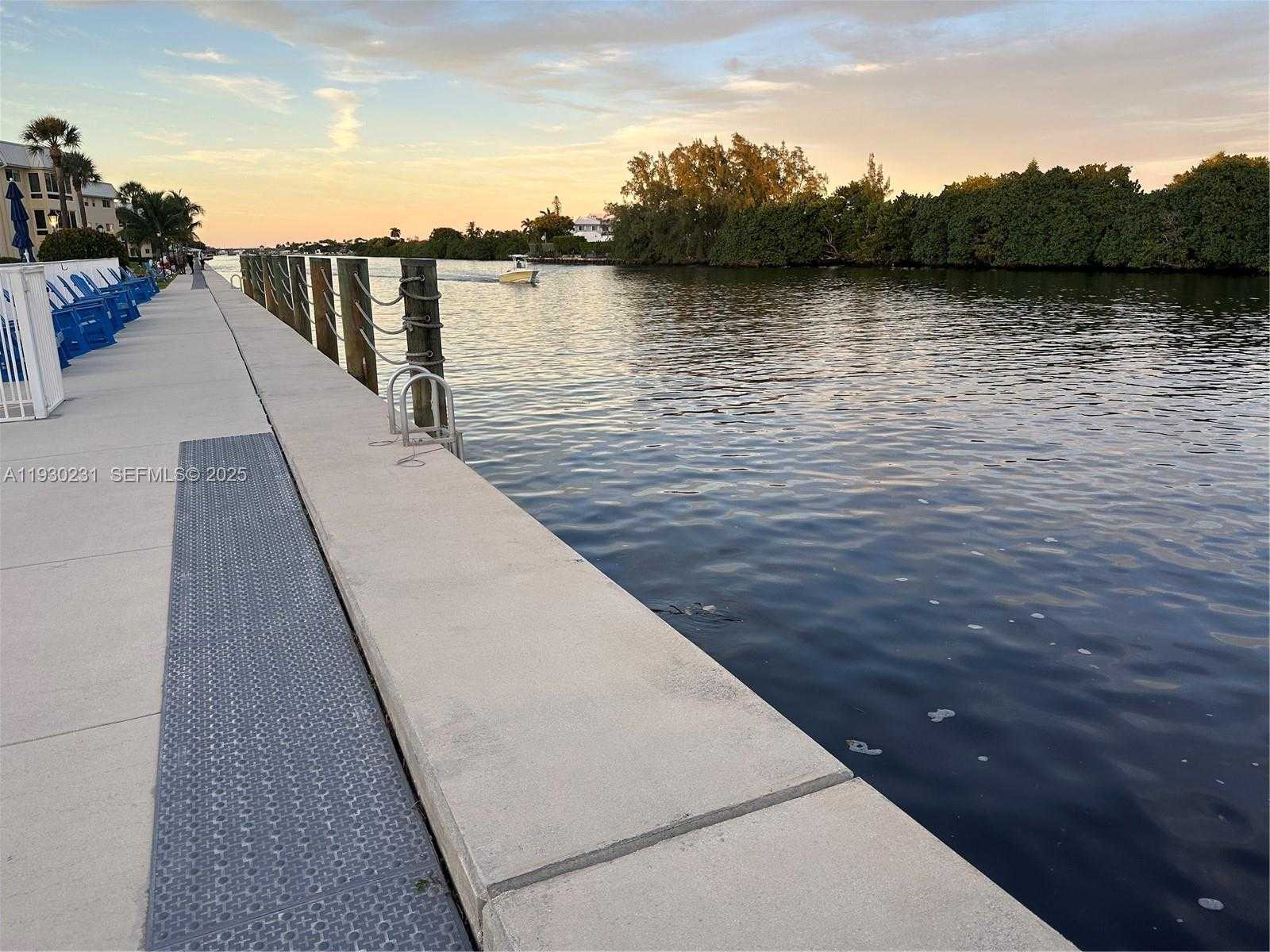 Small Image of 7 COLONIAL CLUB DR #302, Boynton Beach Number 44