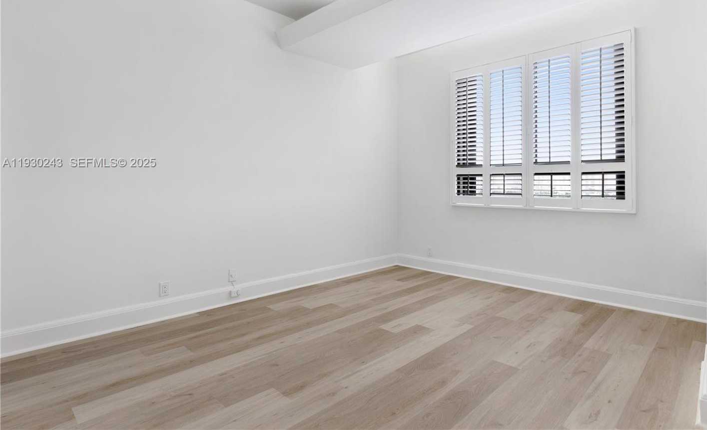 Small Image of 151 CRANDON BLVD #841, Key Biscayne Number 5