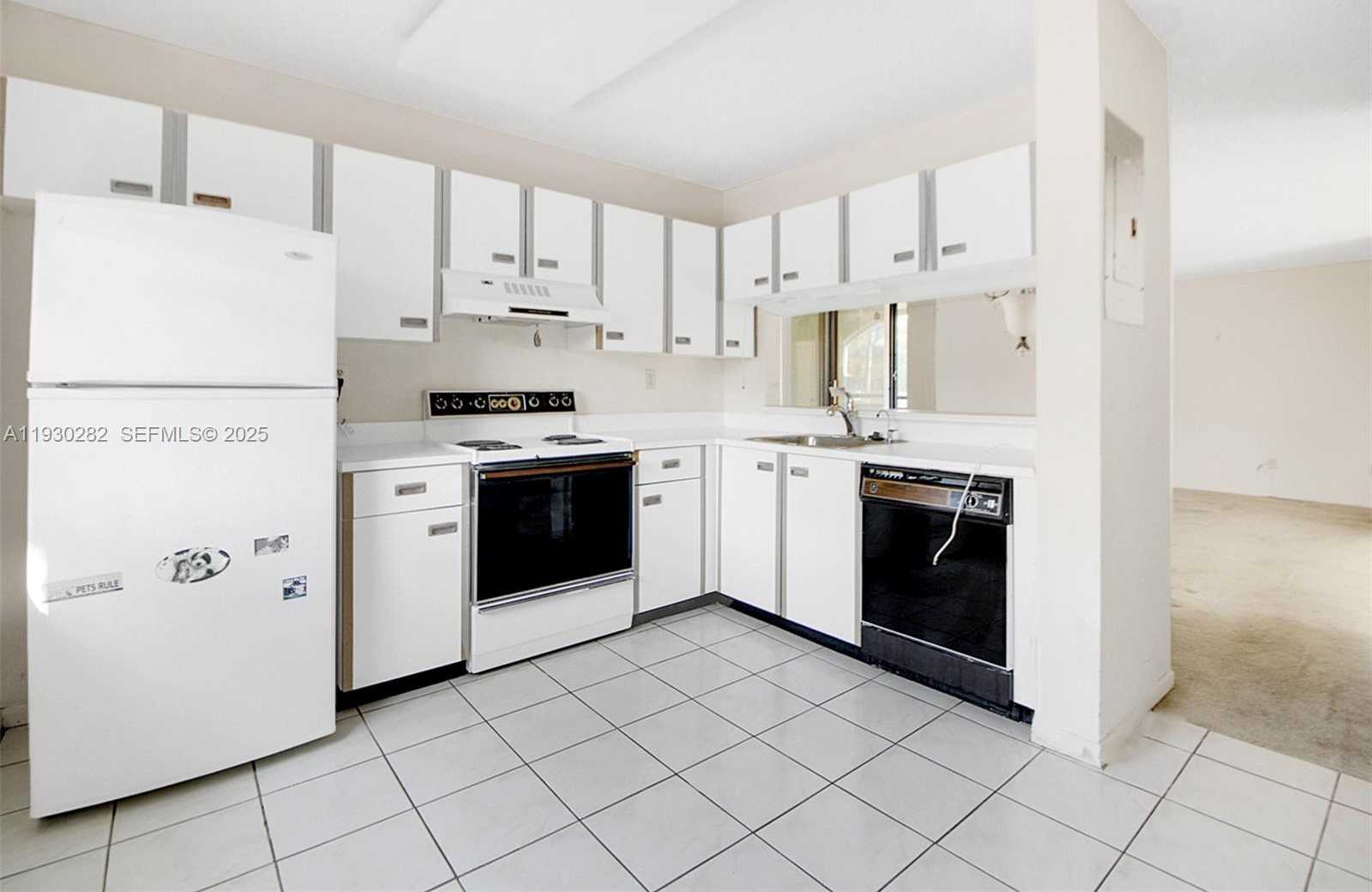 Small Image of 3553 MAGELLAN CIR #317-1, Aventura Number 10