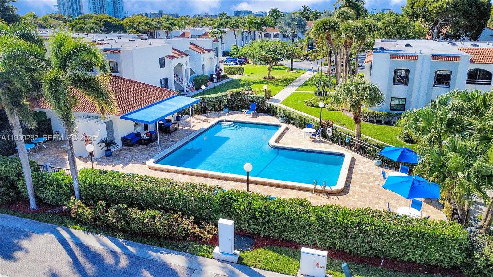 Small Image of 3553 MAGELLAN CIR #317-1, Aventura Number 30