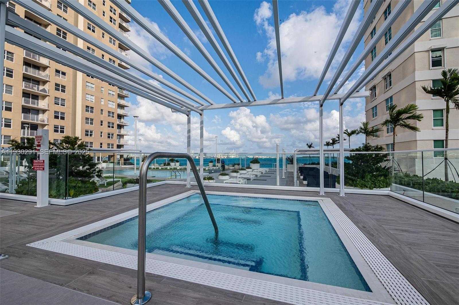 Small Image of 770 CLAUGHTON ISLAND DR #503, Miami Number 26