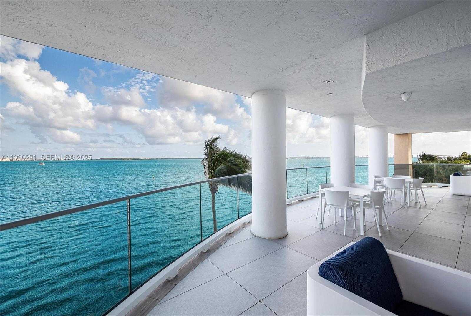 Small Image of 770 CLAUGHTON ISLAND DR #503, Miami Number 32