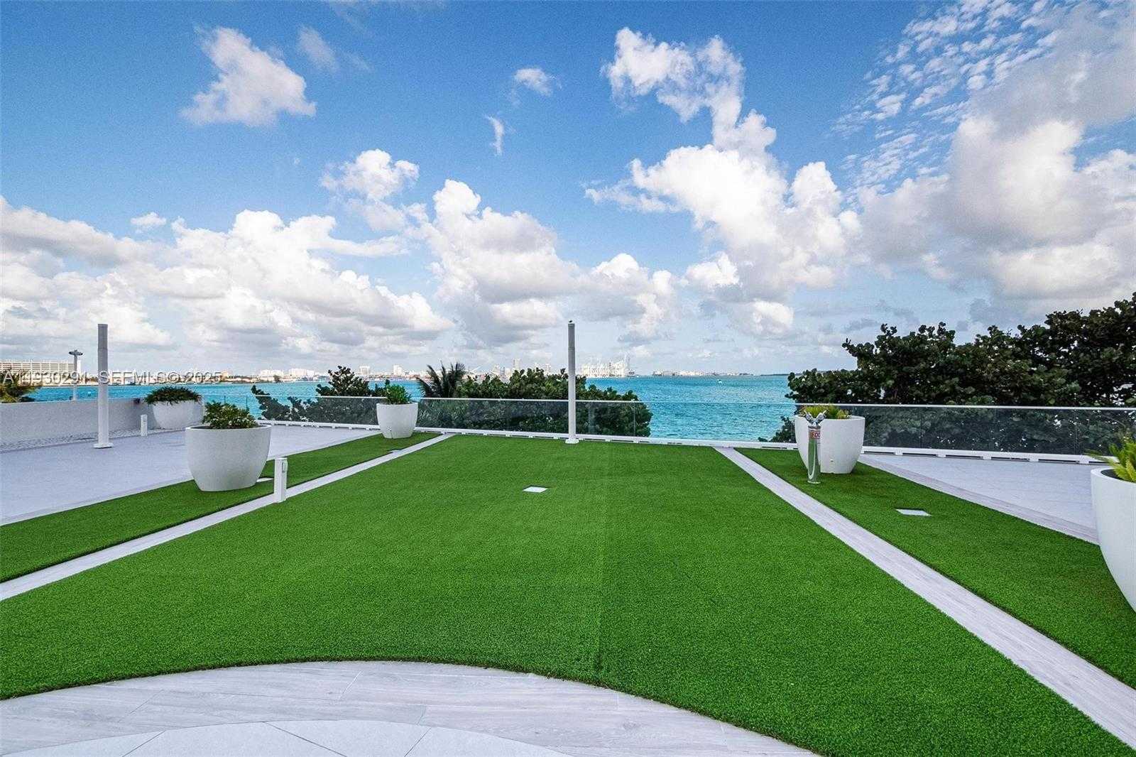 Small Image of 770 CLAUGHTON ISLAND DR #503, Miami Number 35