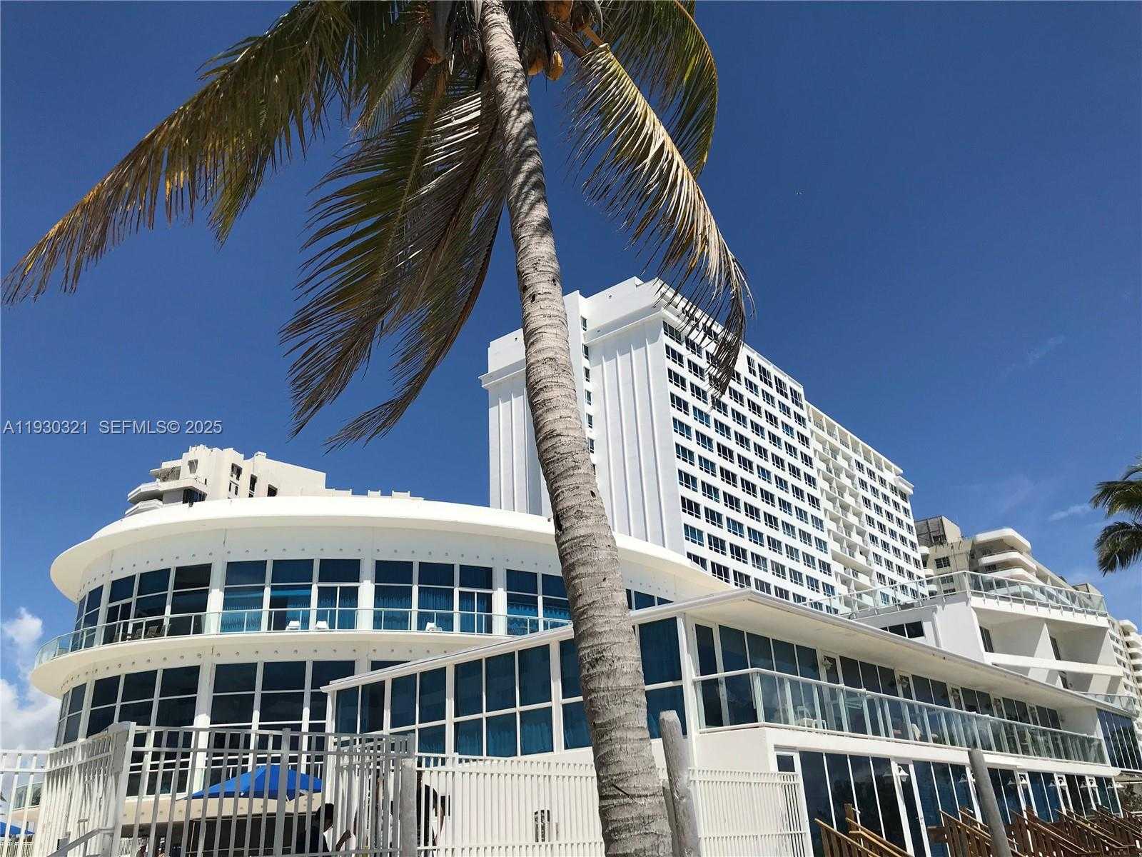 Small Image of 5445 COLLINS AVE #1506, Miami Beach Number 23