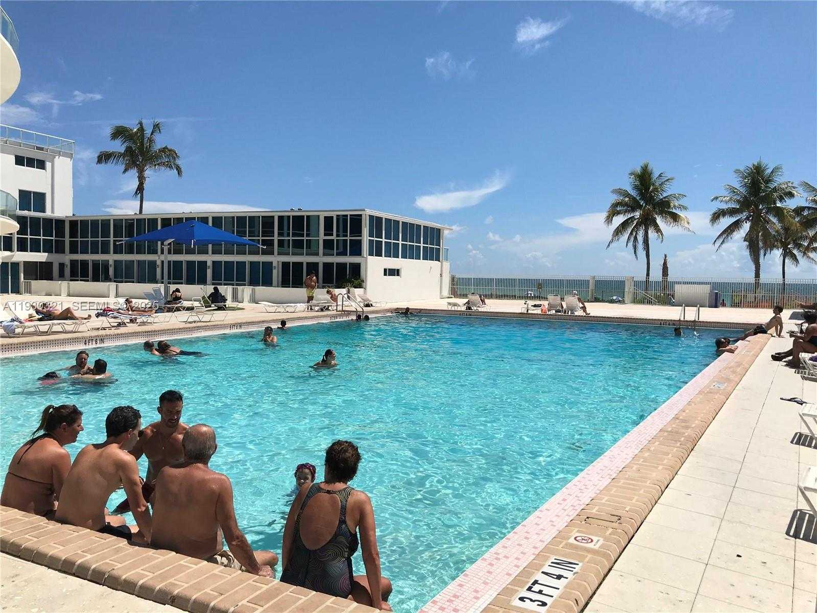 Small Image of 5445 COLLINS AVE #1506, Miami Beach Number 31