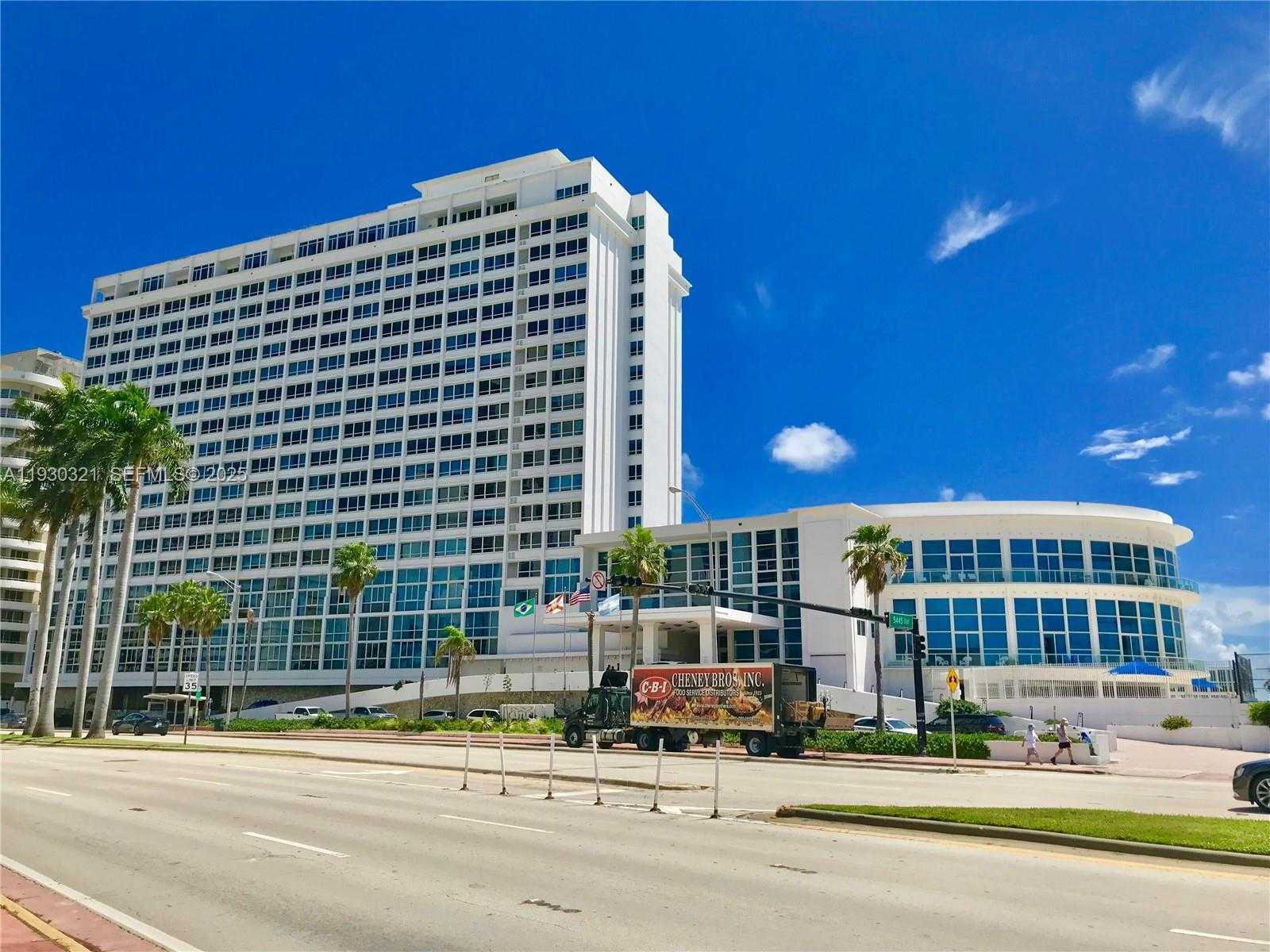 Small Image of 5445 COLLINS AVE #1506, Miami Beach Number 39