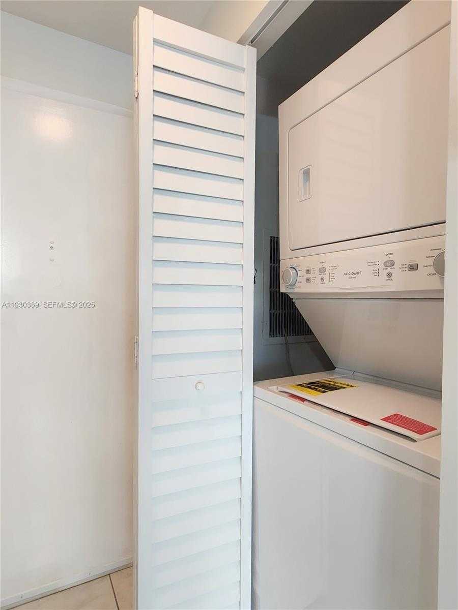 Imagen de Pequeño Objeto