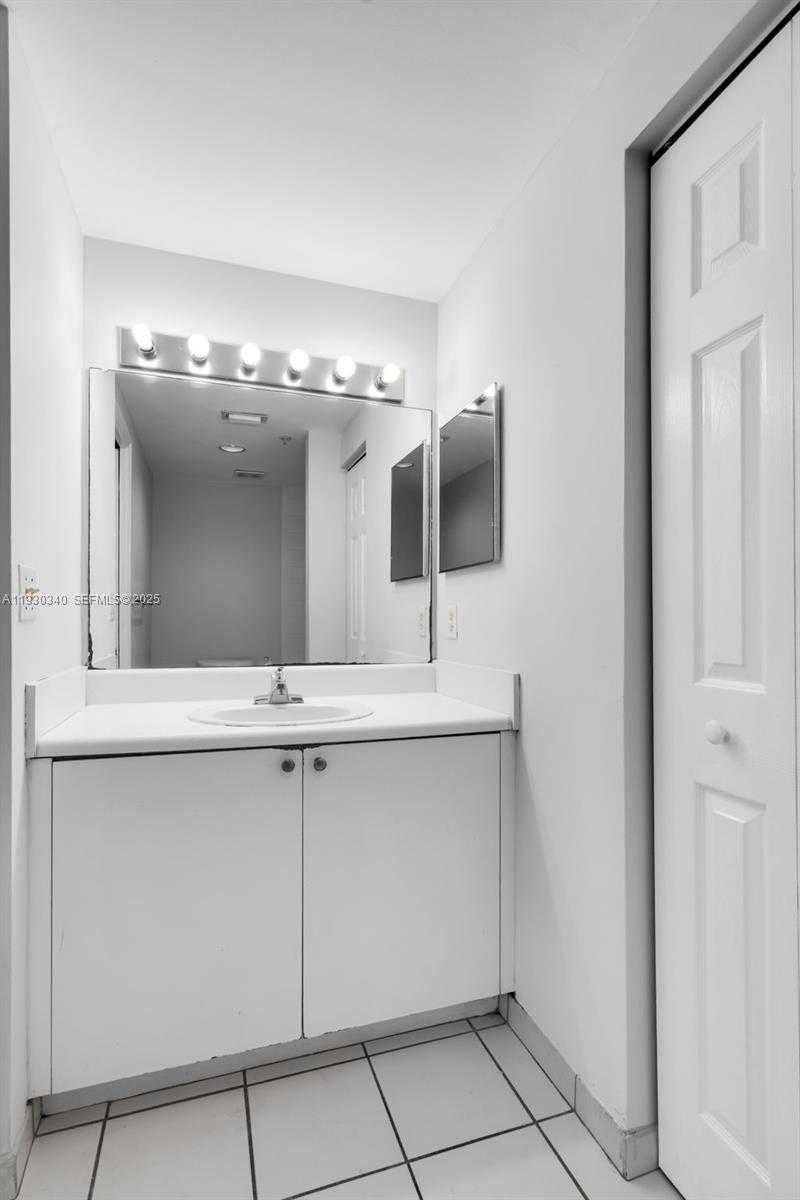 Small Image of 2401 WEST PRESERVE WAY #204, Miramar Number 23