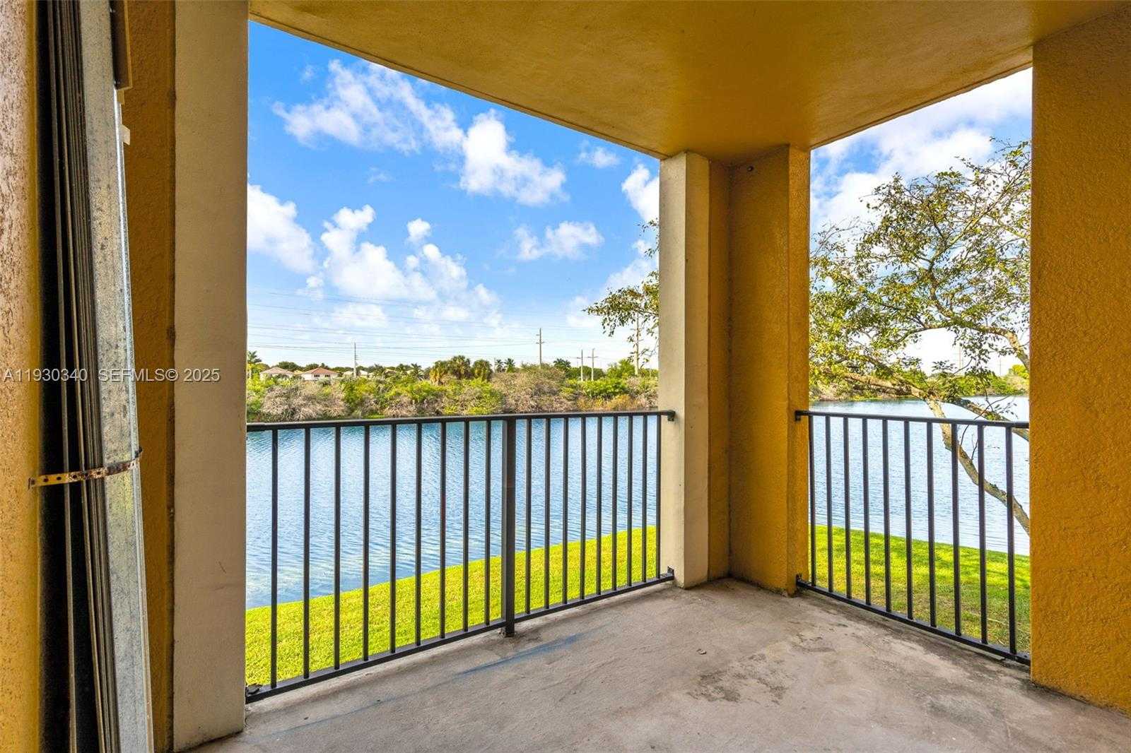 Small Image of 2401 WEST PRESERVE WAY #204, Miramar Number 28