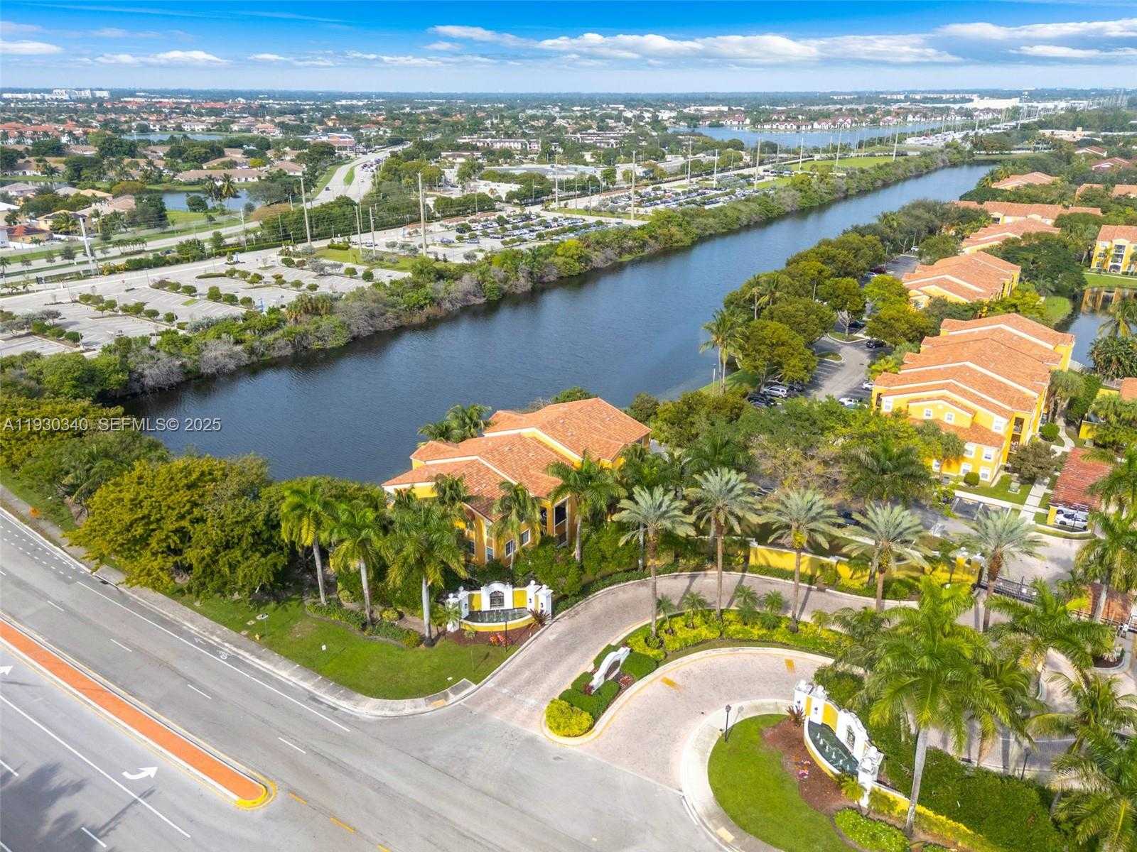 Small Image of 2401 WEST PRESERVE WAY #204, Miramar Number 39