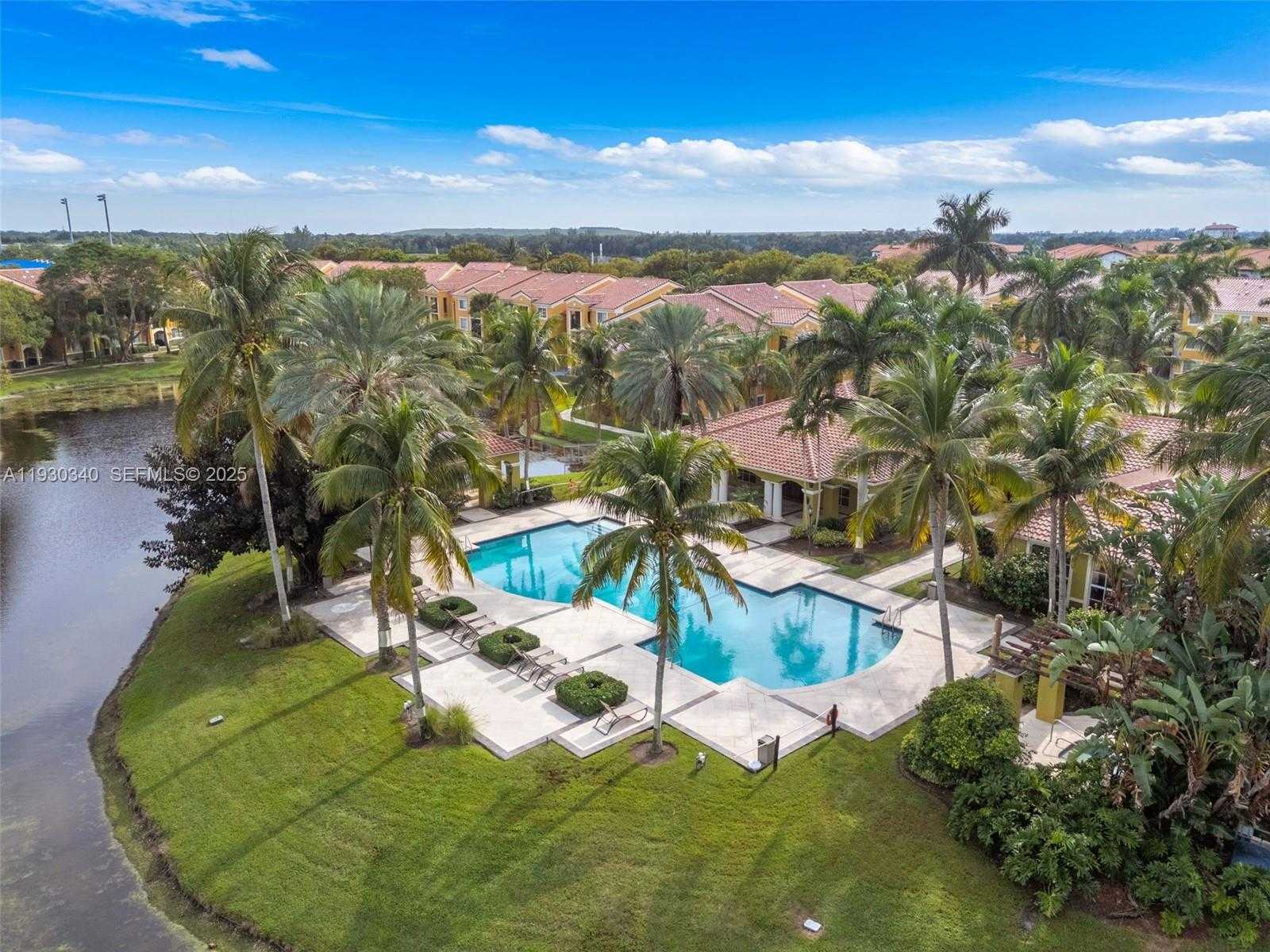 Small Image of 2401 WEST PRESERVE WAY #204, Miramar Number 42