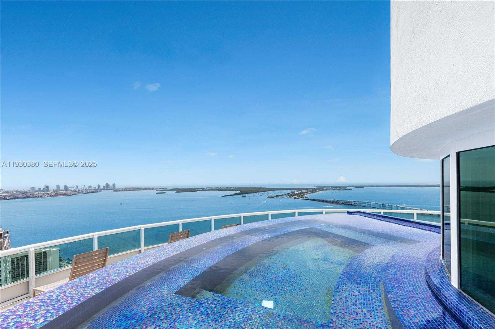 Small Image of 1643 BRICKELL AVE #PH 4901 + Dock, Miami Number 10