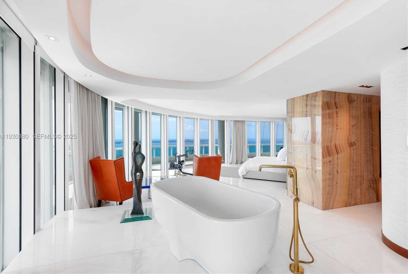 Small Image of 1643 BRICKELL AVE #PH 4901 + Dock, Miami Number 21