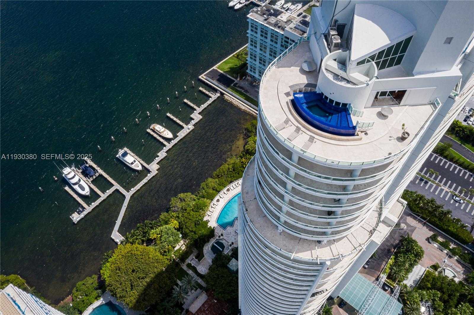 Small Image of 1643 BRICKELL AVE #PH 4901 + Dock, Miami Number 60