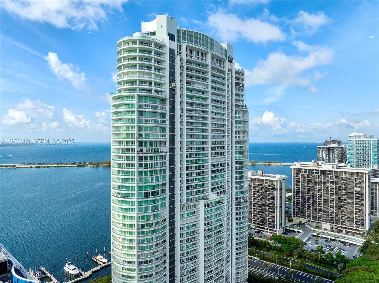 Small Image of 1643 BRICKELL AVE #PH 4901 + Dock, Miami Number 62