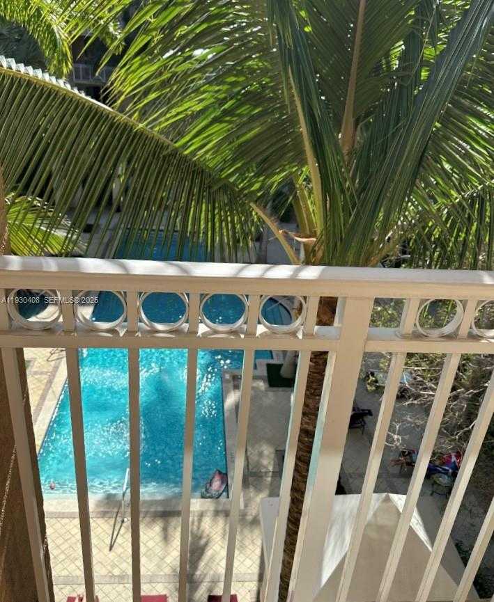 Small Image of 3001 NORTH EAST 185TH ST #418, Aventura Number 4