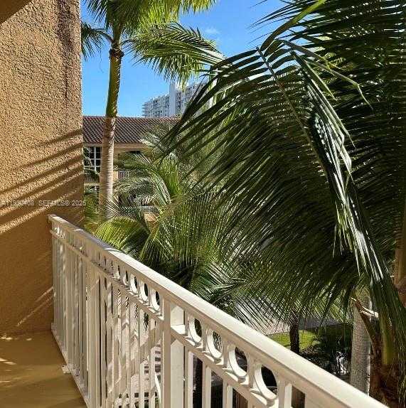 Small Image of 3001 NORTH EAST 185TH ST #418, Aventura Number 5