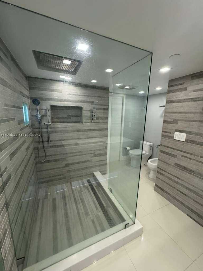 Small Image of 4000 TOWERSIDE TER #1901, Miami Number 25